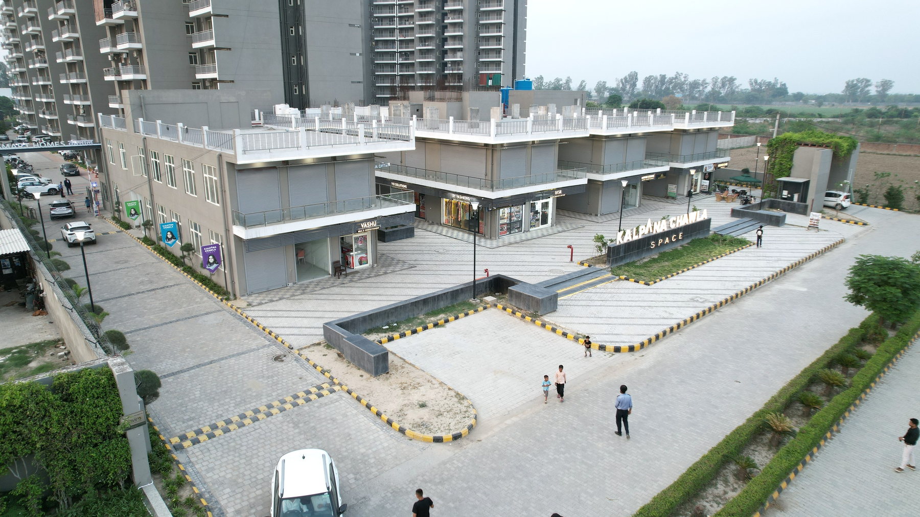Open forecourt and pedestrian approach at Kalpana Chawla Space, Karnal.